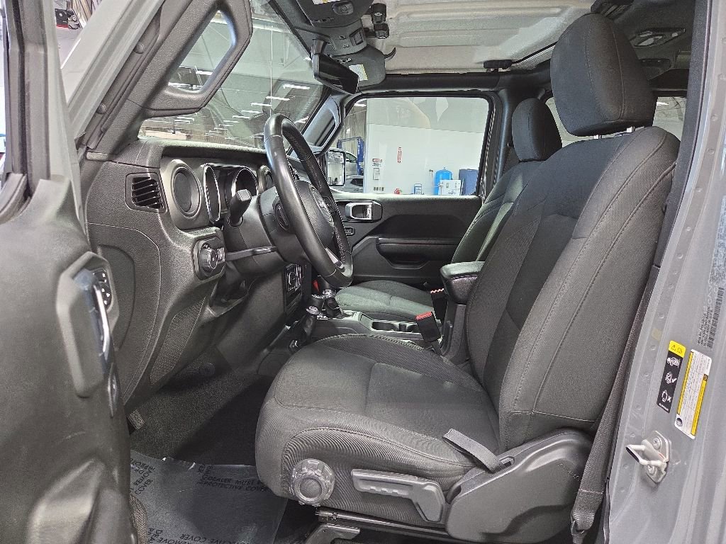 Used 2023 Jeep Wrangler Unlimited Sport AWD/4WD image 9