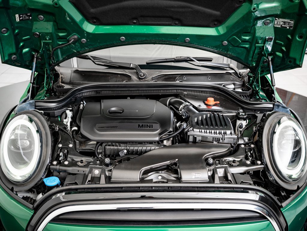 Used 2023 MINI Cooper 2-Door Hardtop image 36