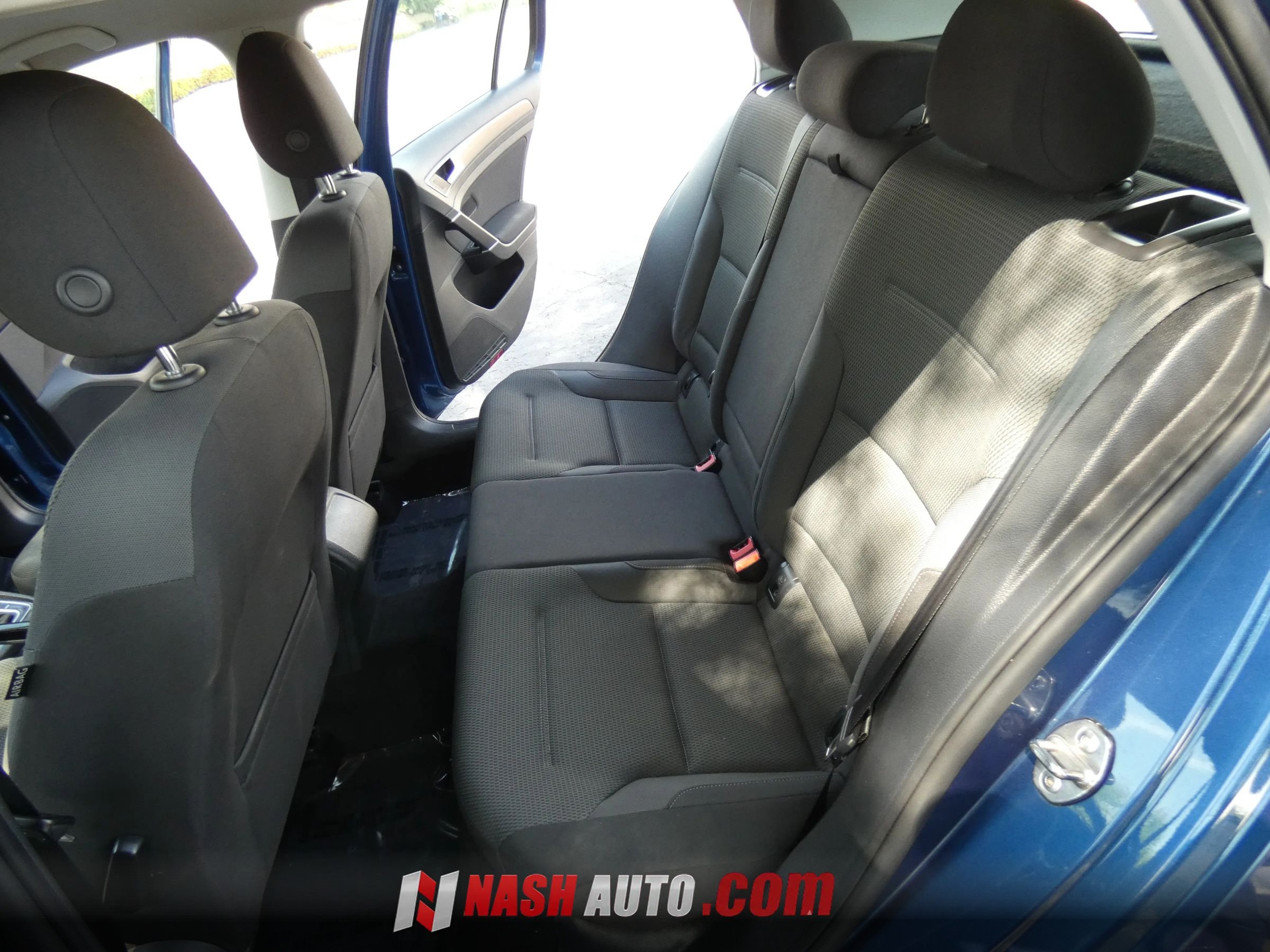 Used 2018 Volkswagen Golf S FWD image 47