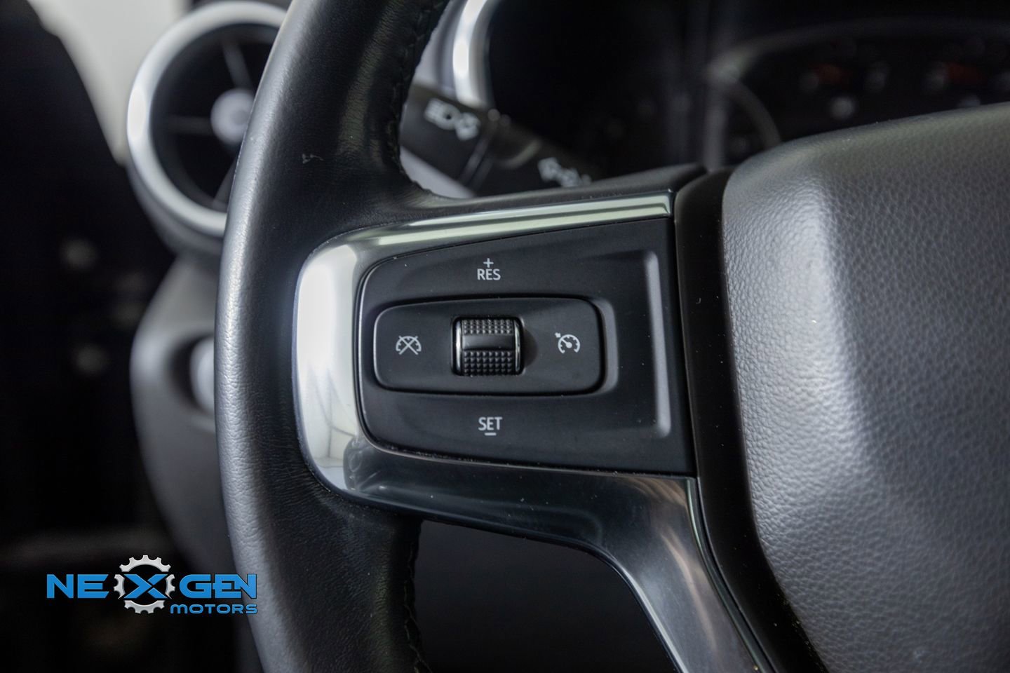 Used 2020 Chevrolet Blazer LT image 14