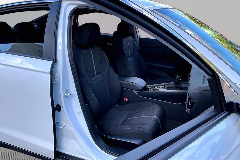 Used 2024 Honda Accord Sport image 22