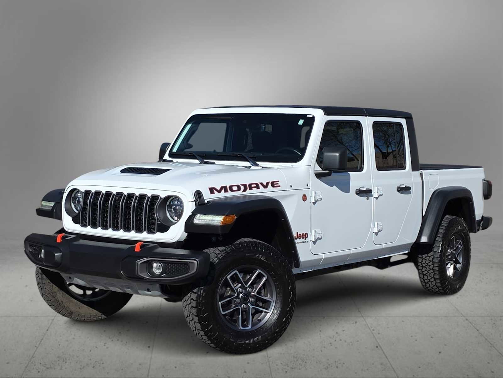 Certified 2024 Jeep Gladiator Mojave w/ Technology Group image 1