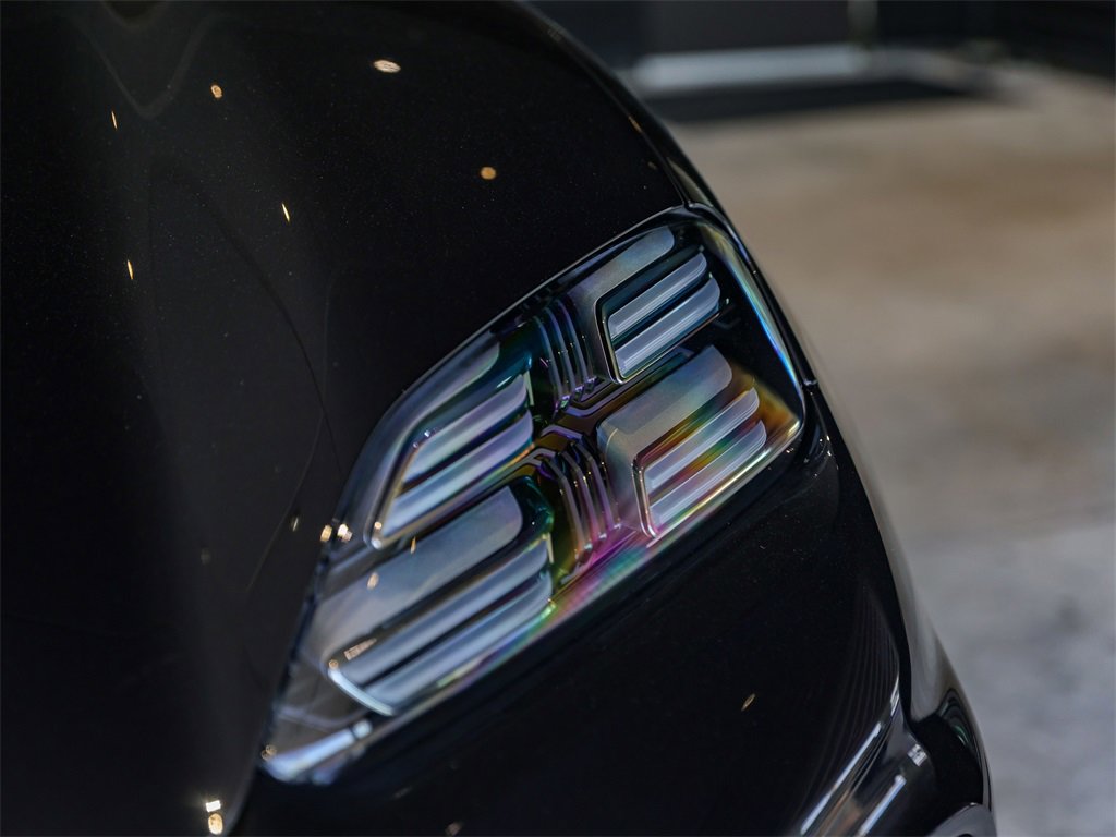 New 2025 Porsche Macan 4 Electric image 11