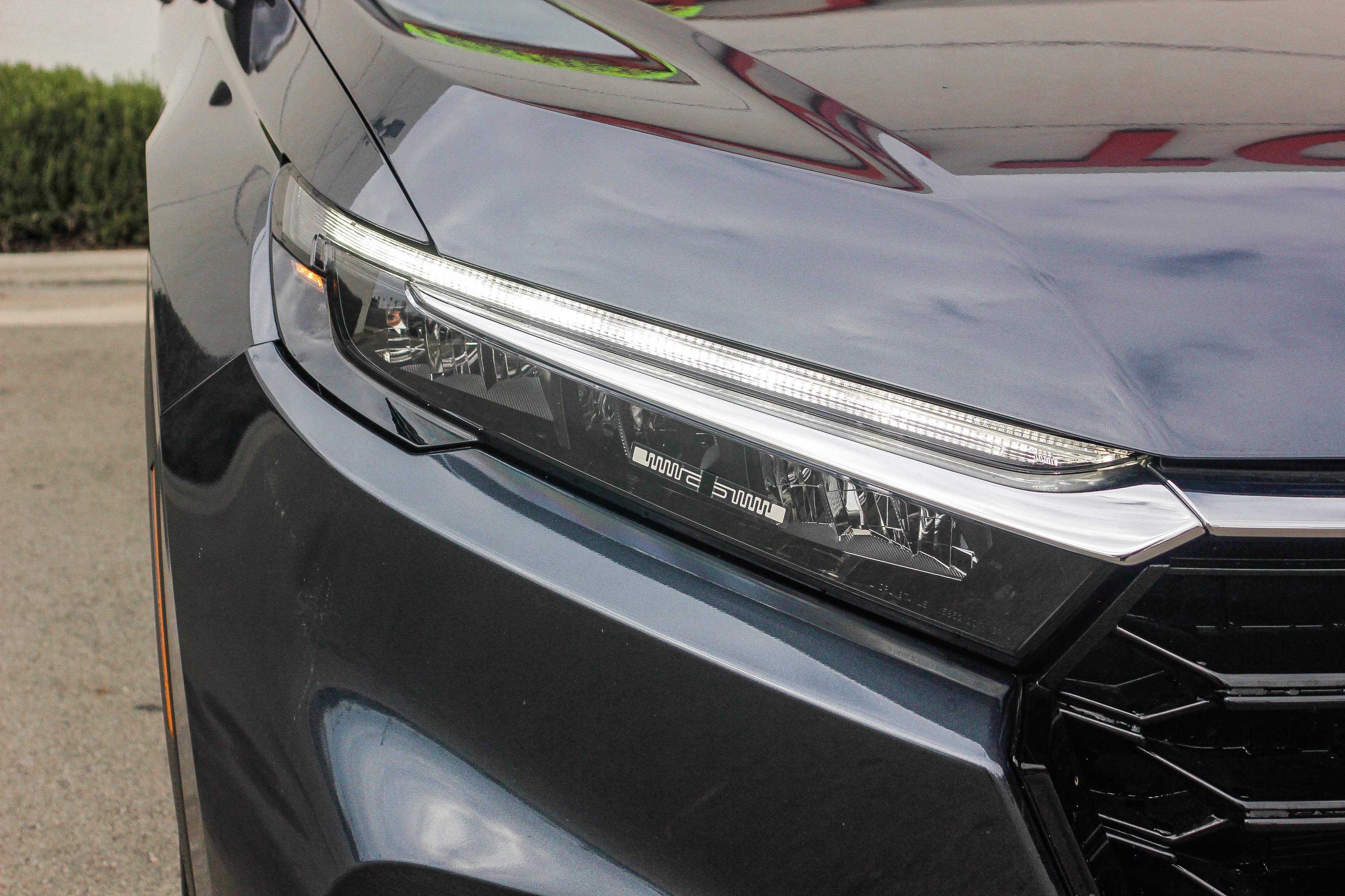 Used 2025 Honda CR-V EX-L image 4