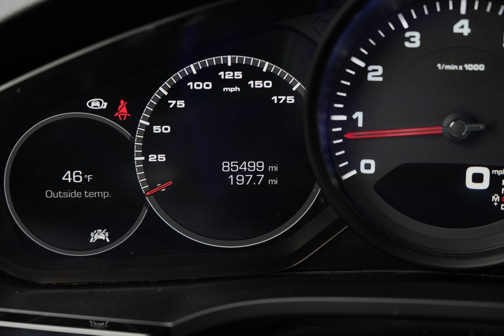 Used 2020 Porsche Cayenne image 50