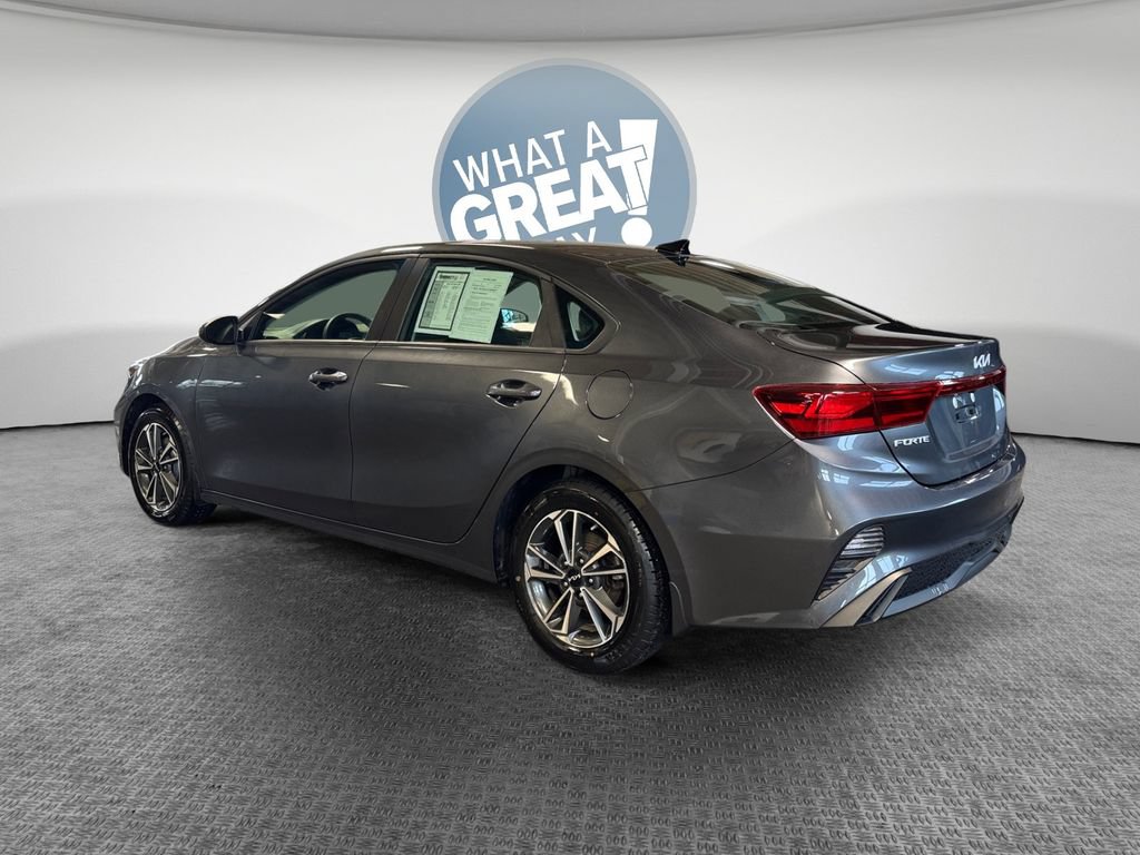 Certified 2024 Kia Forte LXS FWD image 6