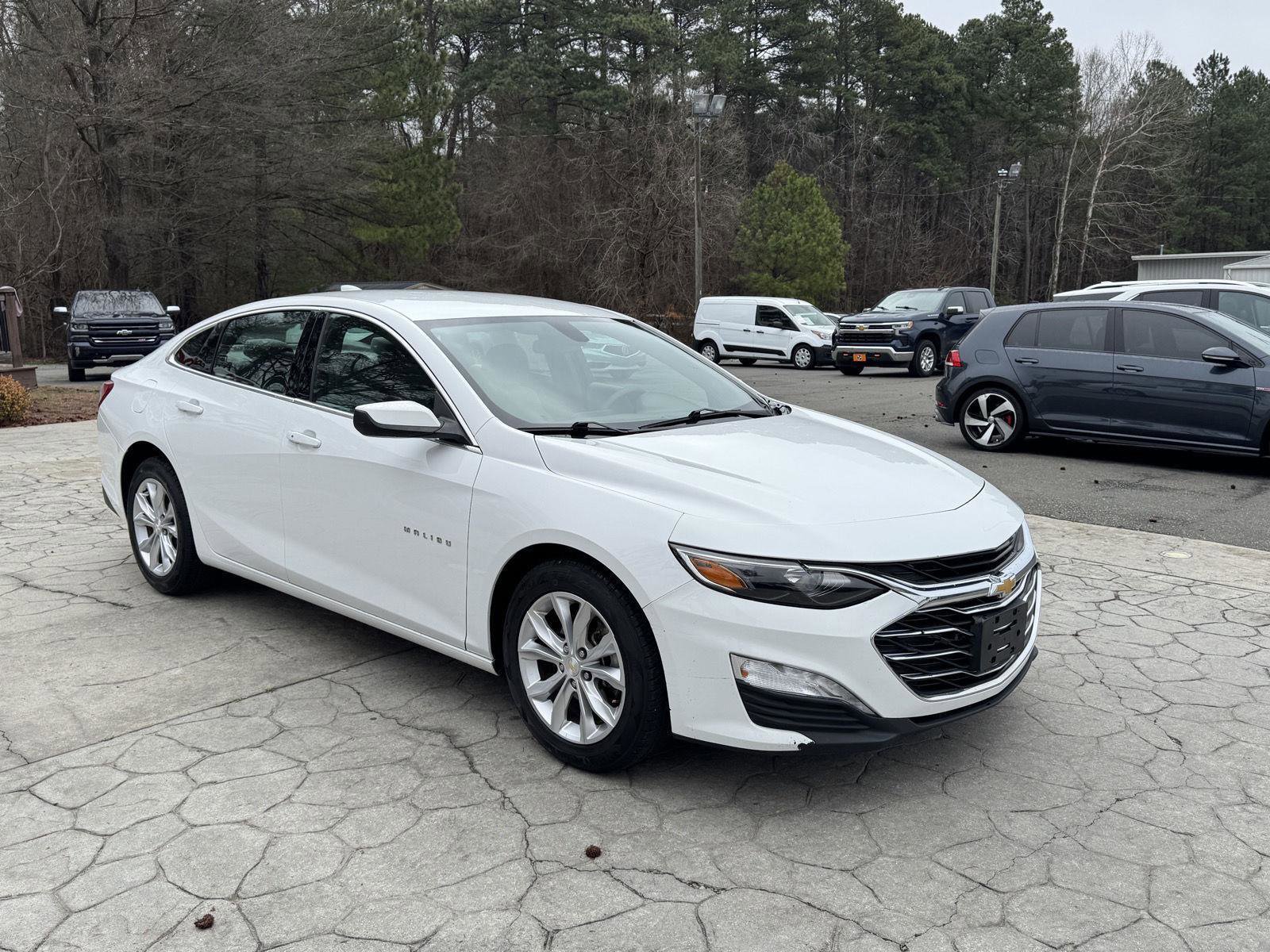 Used 2022 Chevrolet Malibu LT image 16