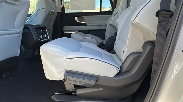 New 2026 Ford Expedition Max Platinum w/ Platinum Ultimate Package image 21