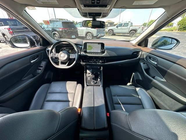 Certified 2023 Nissan Rogue SL w/ SL Premium Package AWD/4WD image 32