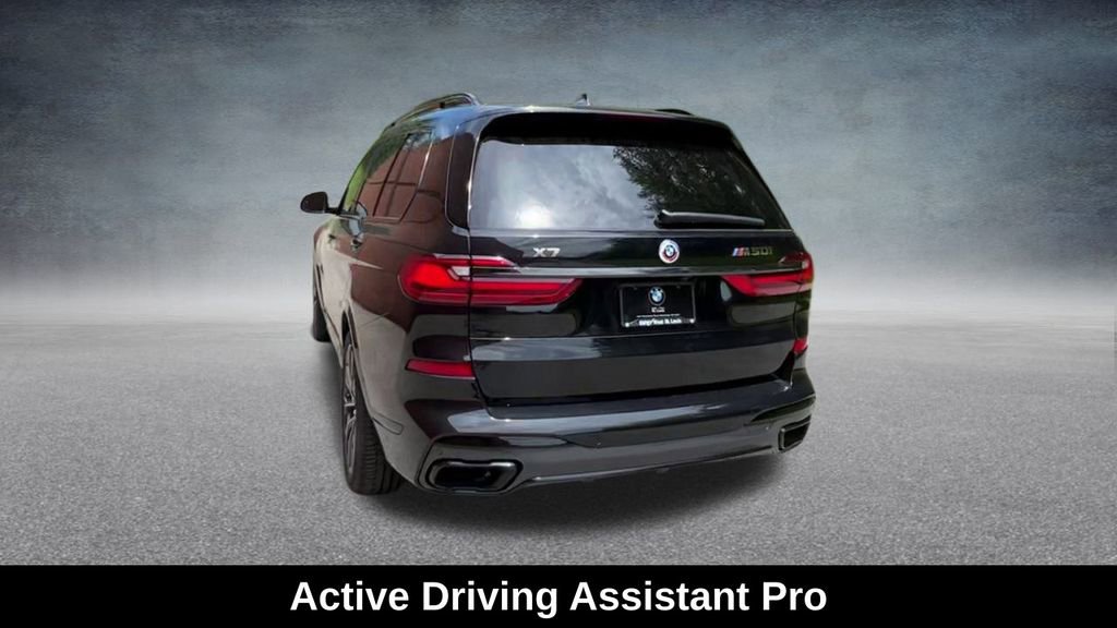 Used 2022 BMW X7 M50i image 23