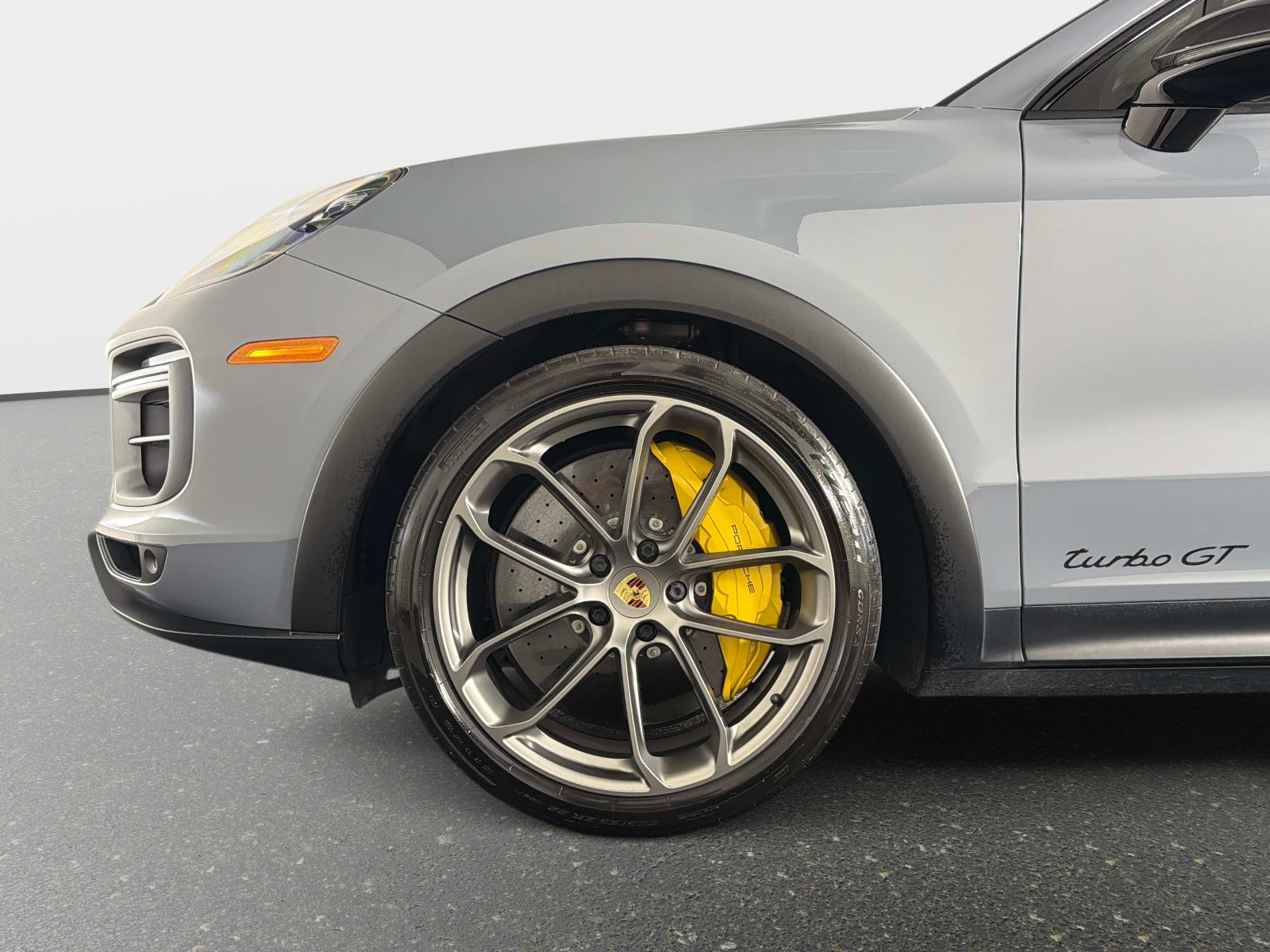Used 2023 Porsche Cayenne Turbo GT AWD/4WD image 20