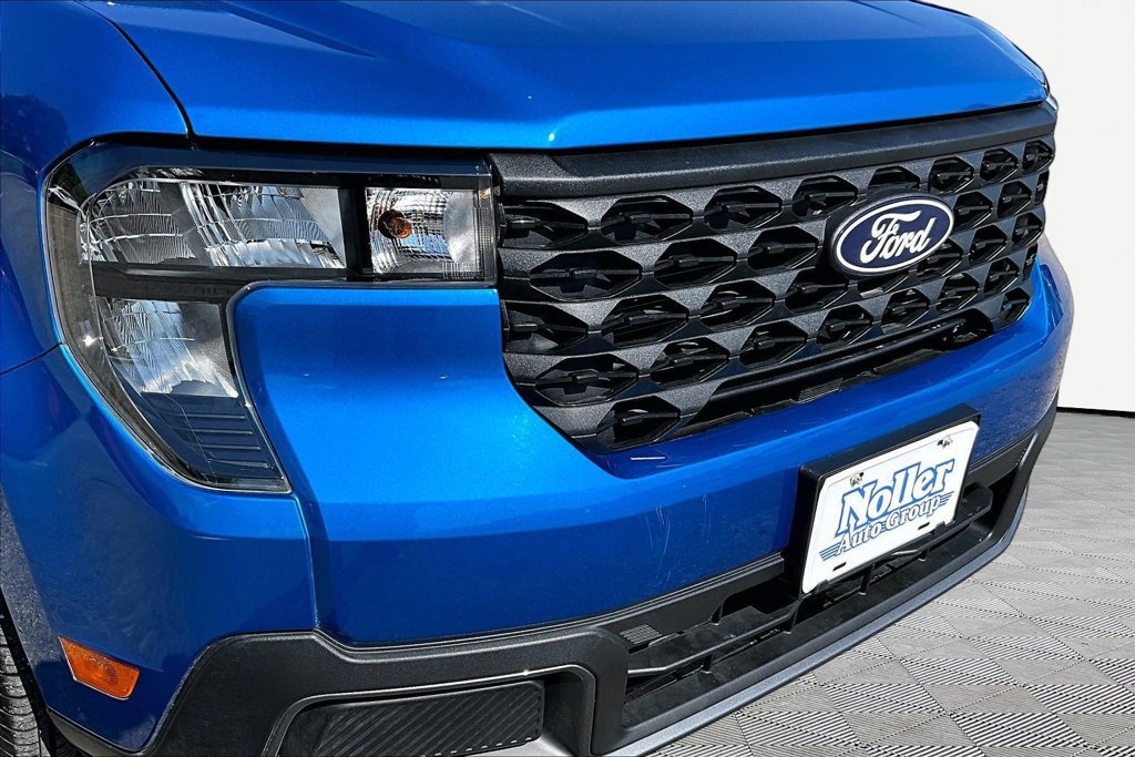 Certified 2025 Ford Maverick XLT w/ Equipment Group 302A AWD/4WD image 29