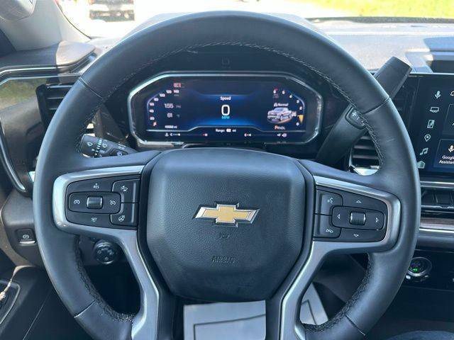 Used 2024 Chevrolet Silverado 1500 LT AWD/4WD image 38