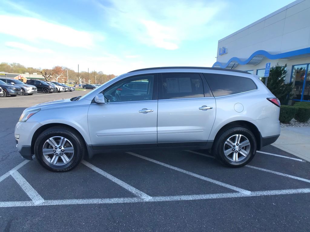 Used 2016 Chevrolet Traverse LT image 7