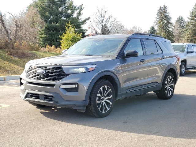 Used 2022 Ford Explorer ST-Line w/ Class IV Trailer Tow Package AWD/4WD image 2