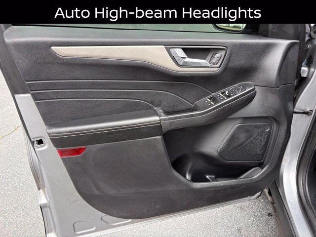 Used 2021 Ford Escape SE w/ SE Sport Appearance Package FWD image 28