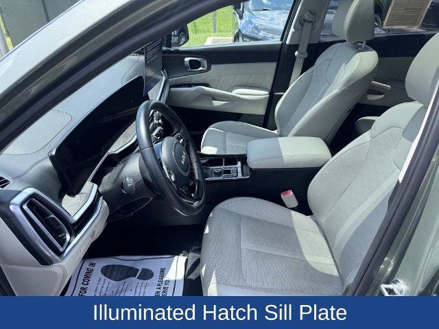 Used 2025 Kia Sorento SX AWD/4WD image 12