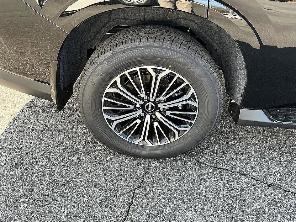 New 2026 Nissan Armada Platinum w/ Convenience Package image 7