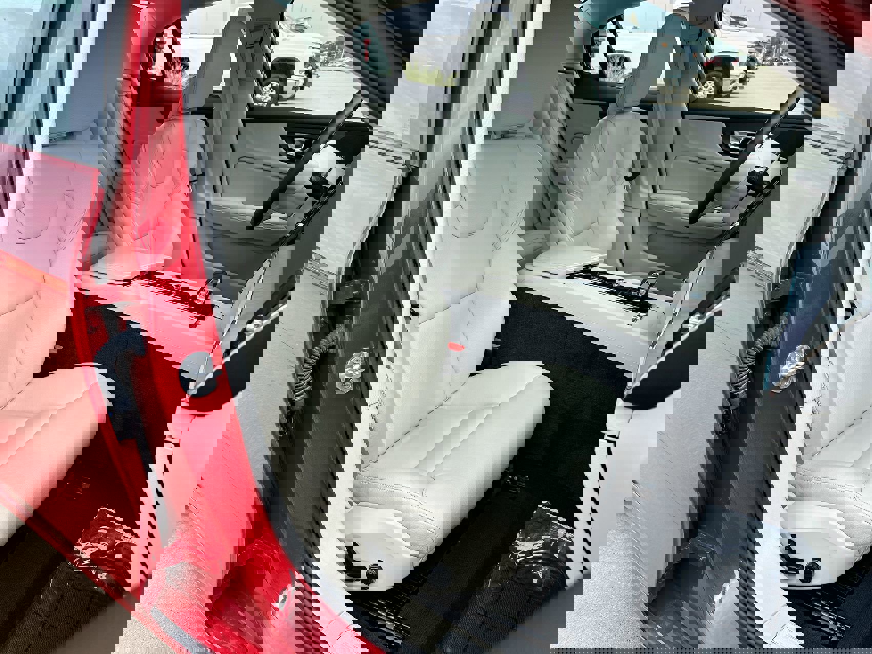 Used 2024 Volvo S60 B5 Core image 24