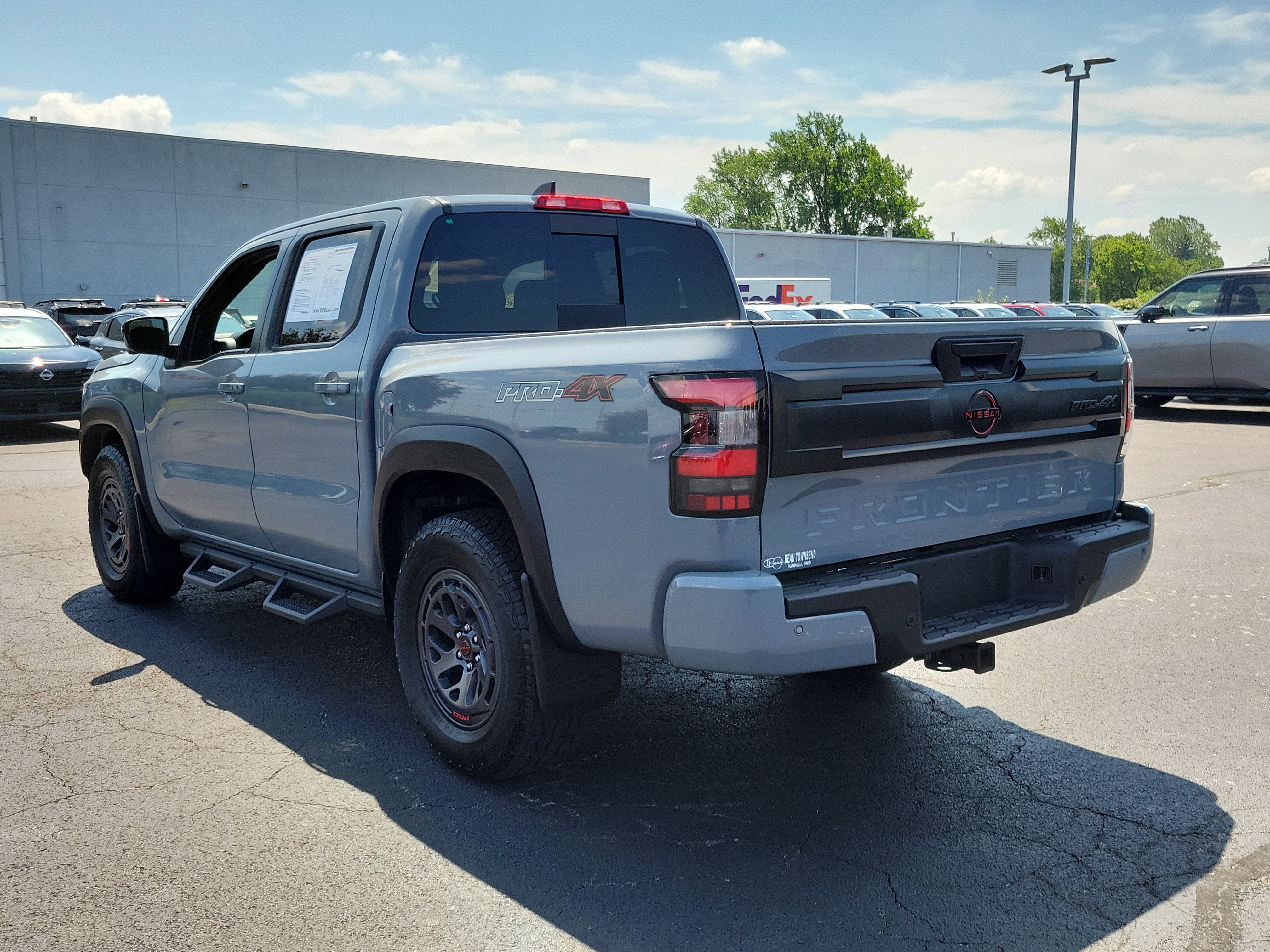 Certified 2025 Nissan Frontier PRO-4X w/ Pro Convenience Package AWD/4WD image 3