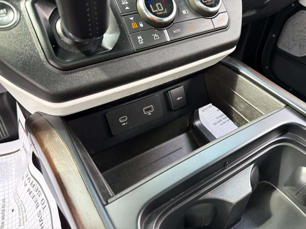 Used 2023 Land Rover Defender 130 SE AWD/4WD image 41