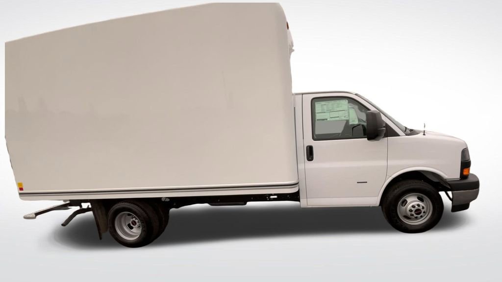 New 2025 GMC Savana 3500 w/ Power Convenience Package image 2