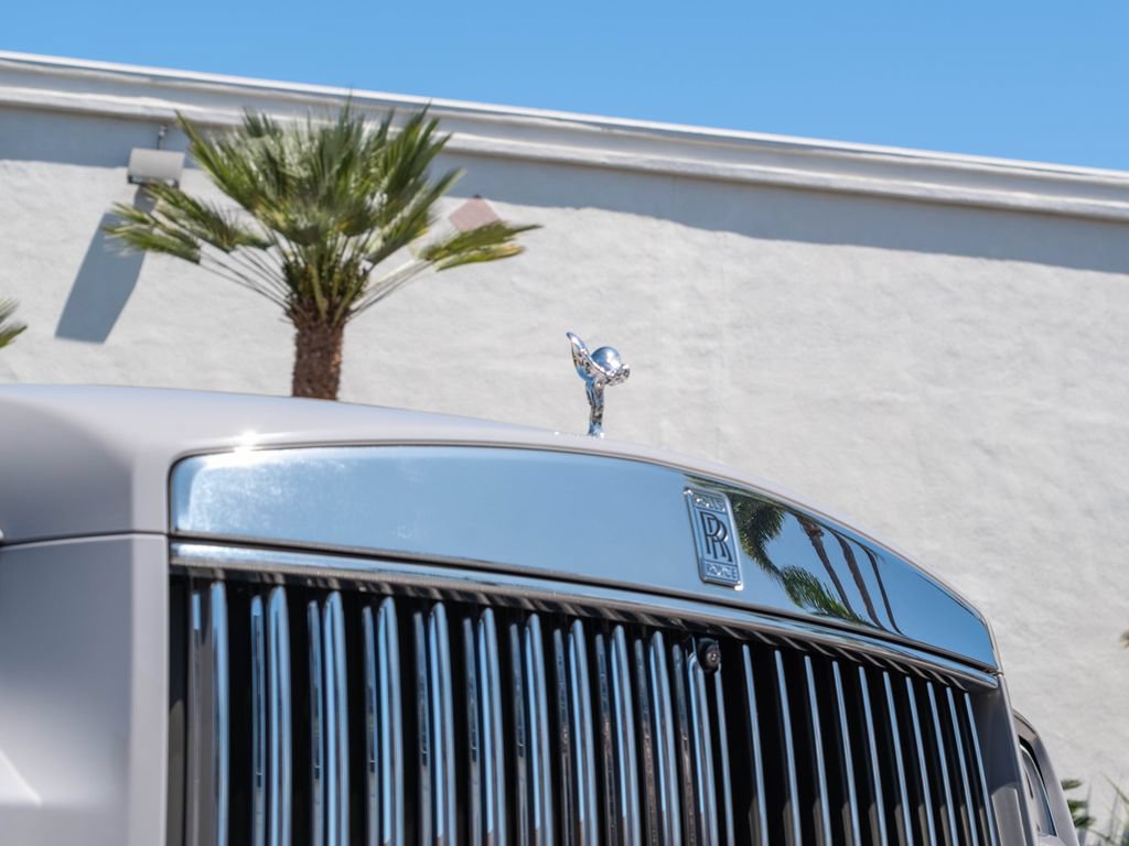 New 2026 Rolls-Royce Cullinan AWD/4WD image 7