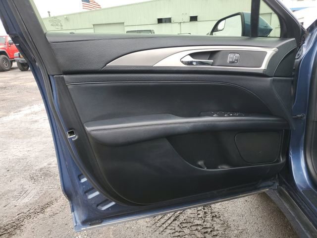 Used 2018 Lincoln MKZ Premiere image 21