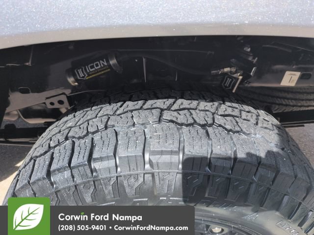 Used 2022 Toyota Tacoma TRD Sport w/ Technology Package AWD/4WD image 30