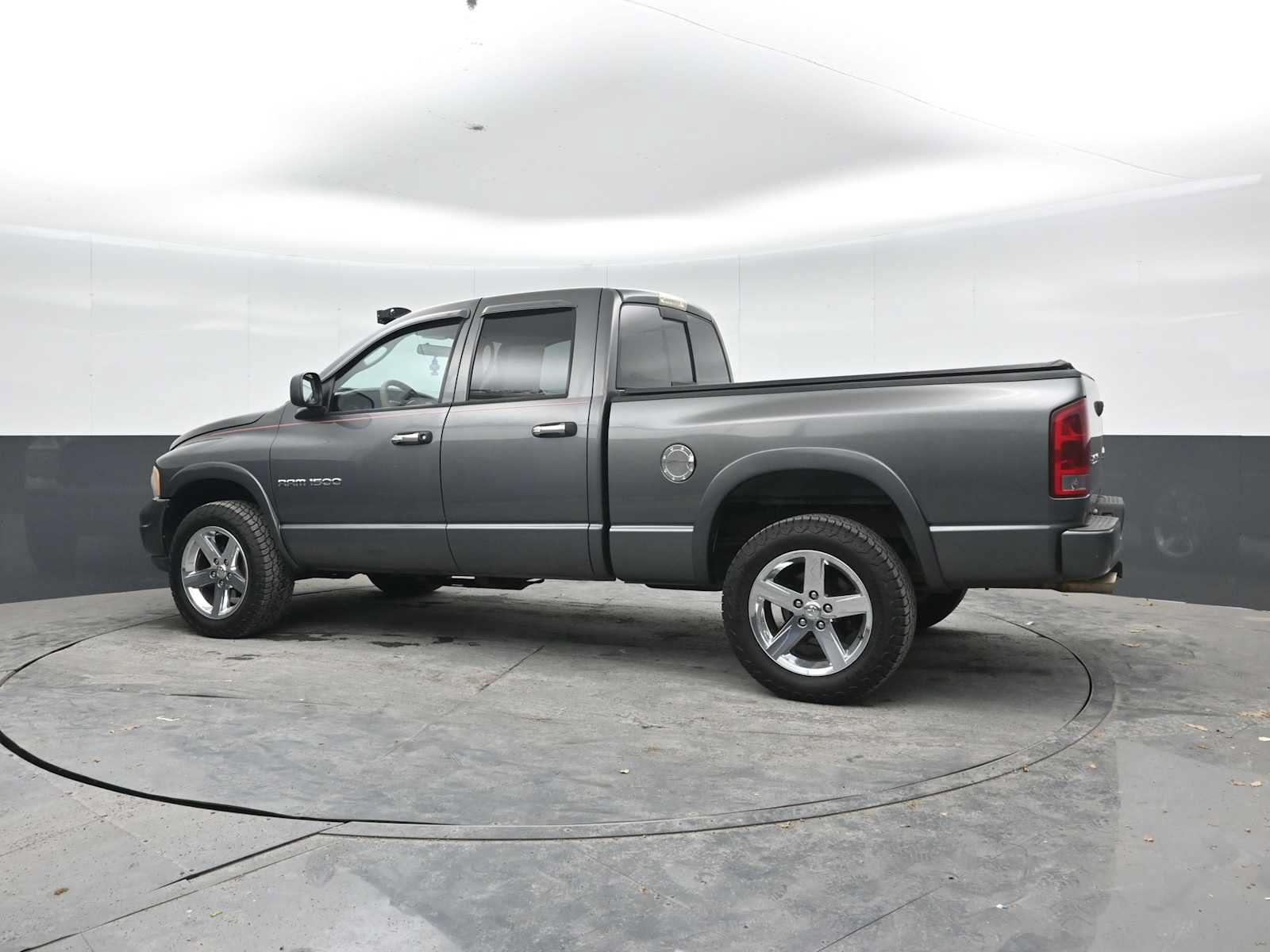 Used 2003 Dodge Ram 1500 Truck SLT AWD/4WD image 3