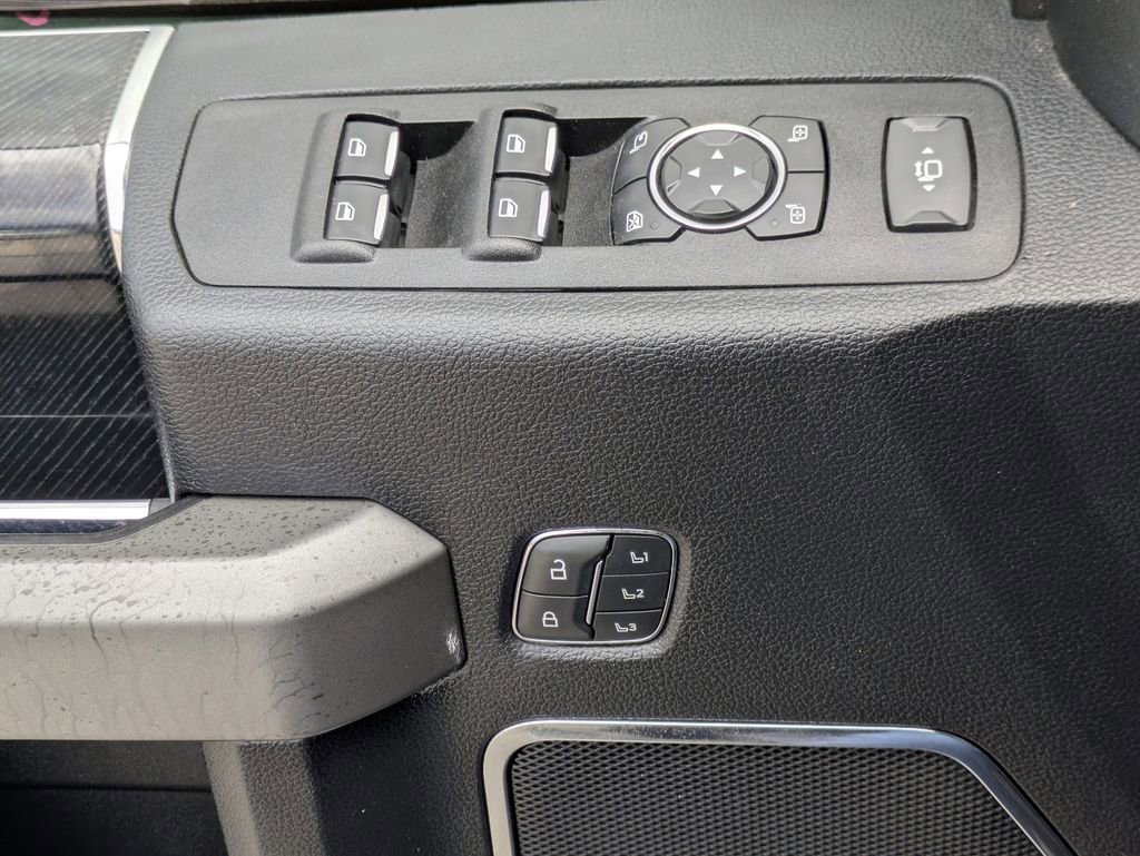 Used 2021 Ford F250 Platinum image 25