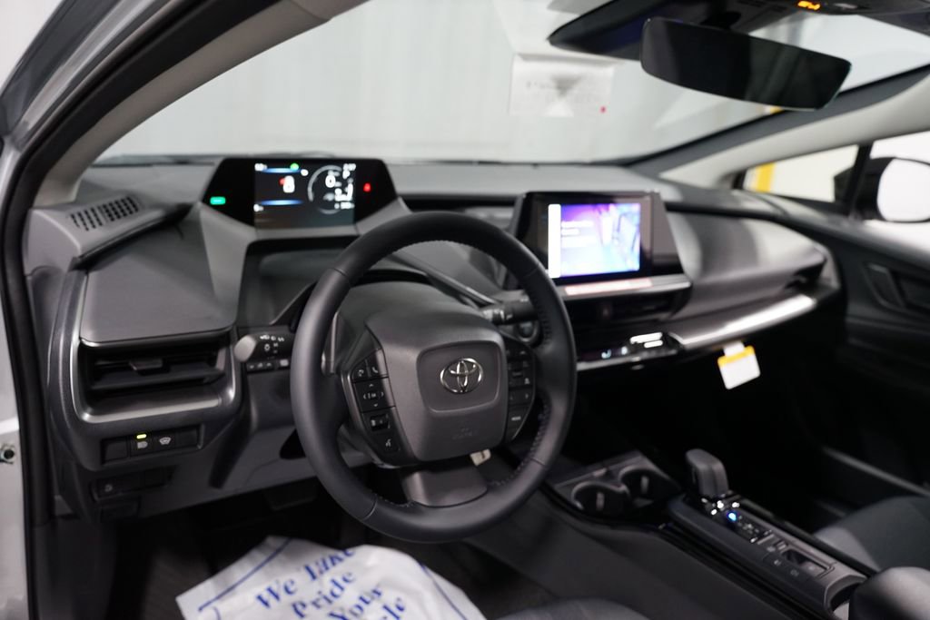New 2026 Toyota Prius LE image 11