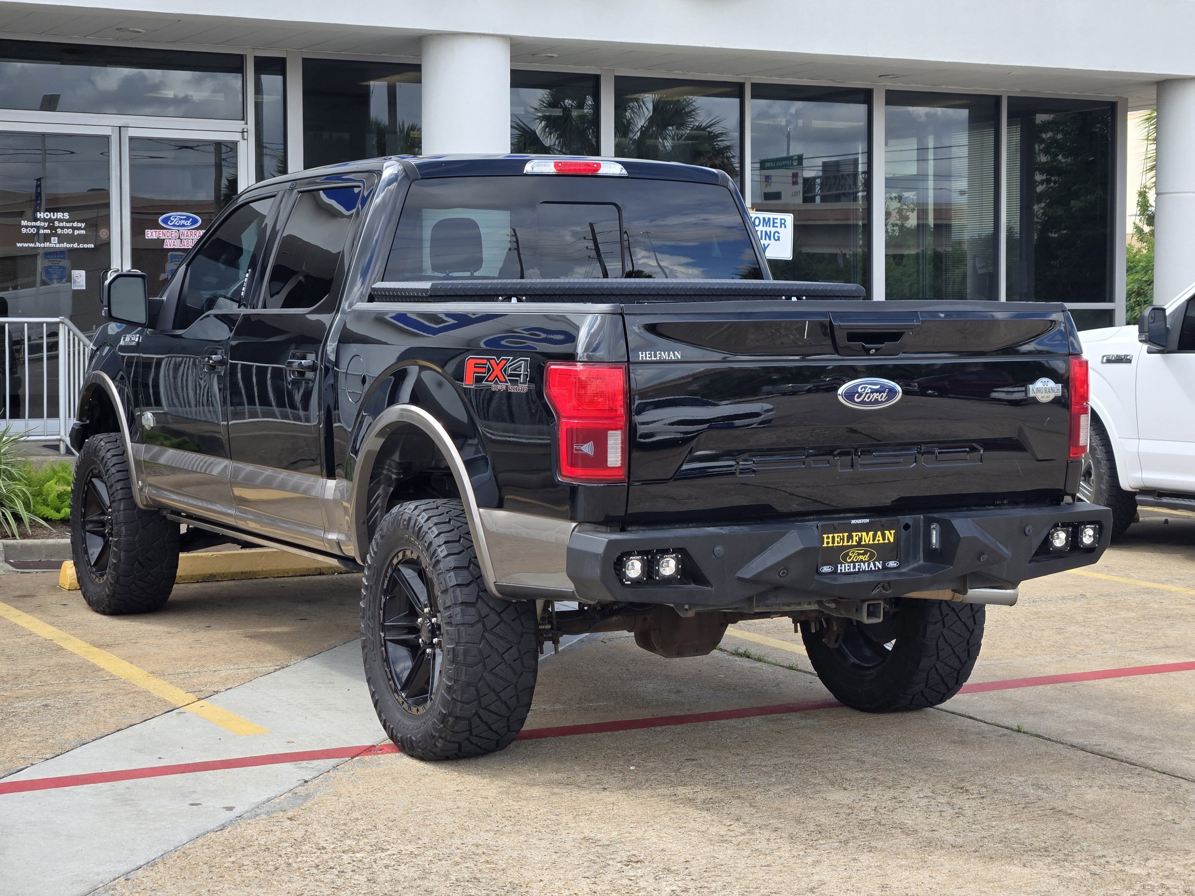 Used 2018 Ford F150 King Ranch w/ Equipment Group 601A Luxury AWD/4WD image 3