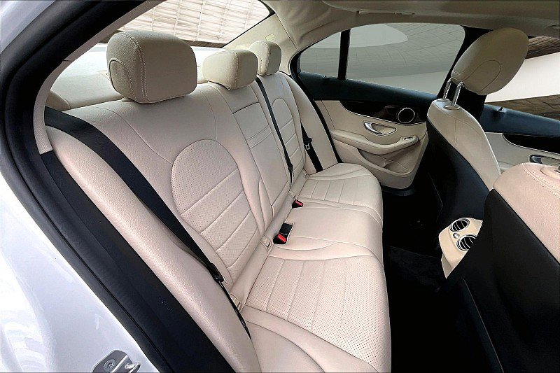 Used 2018 Mercedes-Benz C 300 Sedan w/ Premium Package image 26