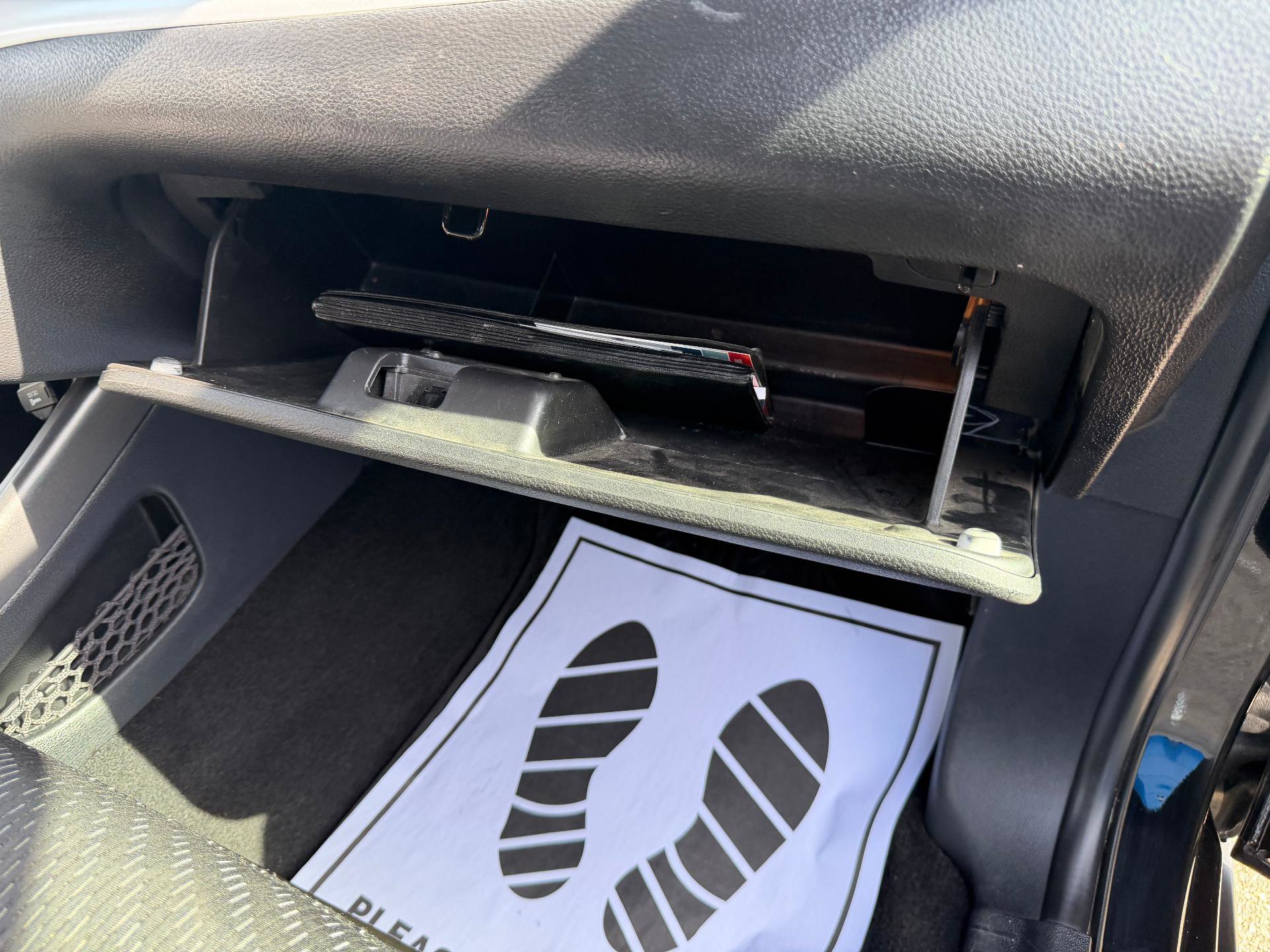 Used 2019 Dodge Journey SE FWD image 35