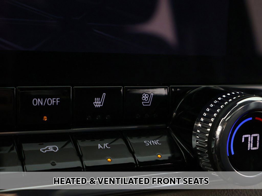 Used 2023 GMC Canyon Denali image 10