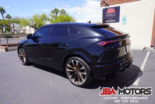 Used 2019 Lamborghini Urus image 4