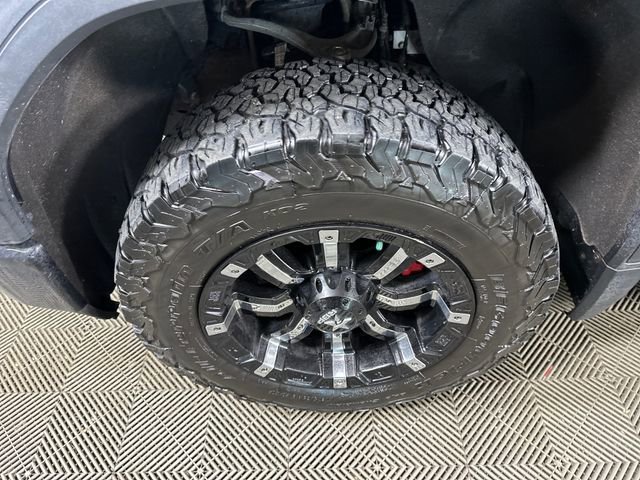 Used 2020 GMC Sierra 1500 AT4 w/ AT4 Premium Package image 10