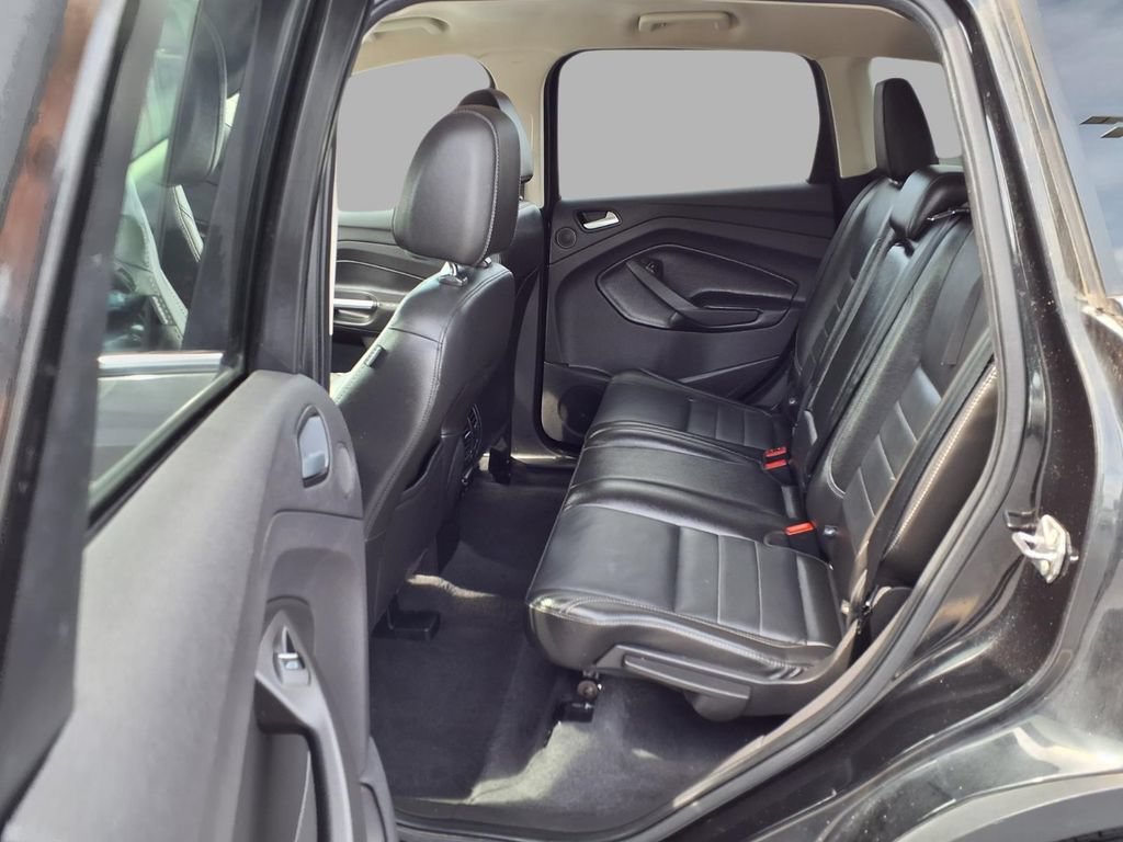 Used 2015 Ford Escape Titanium AWD/4WD image 25