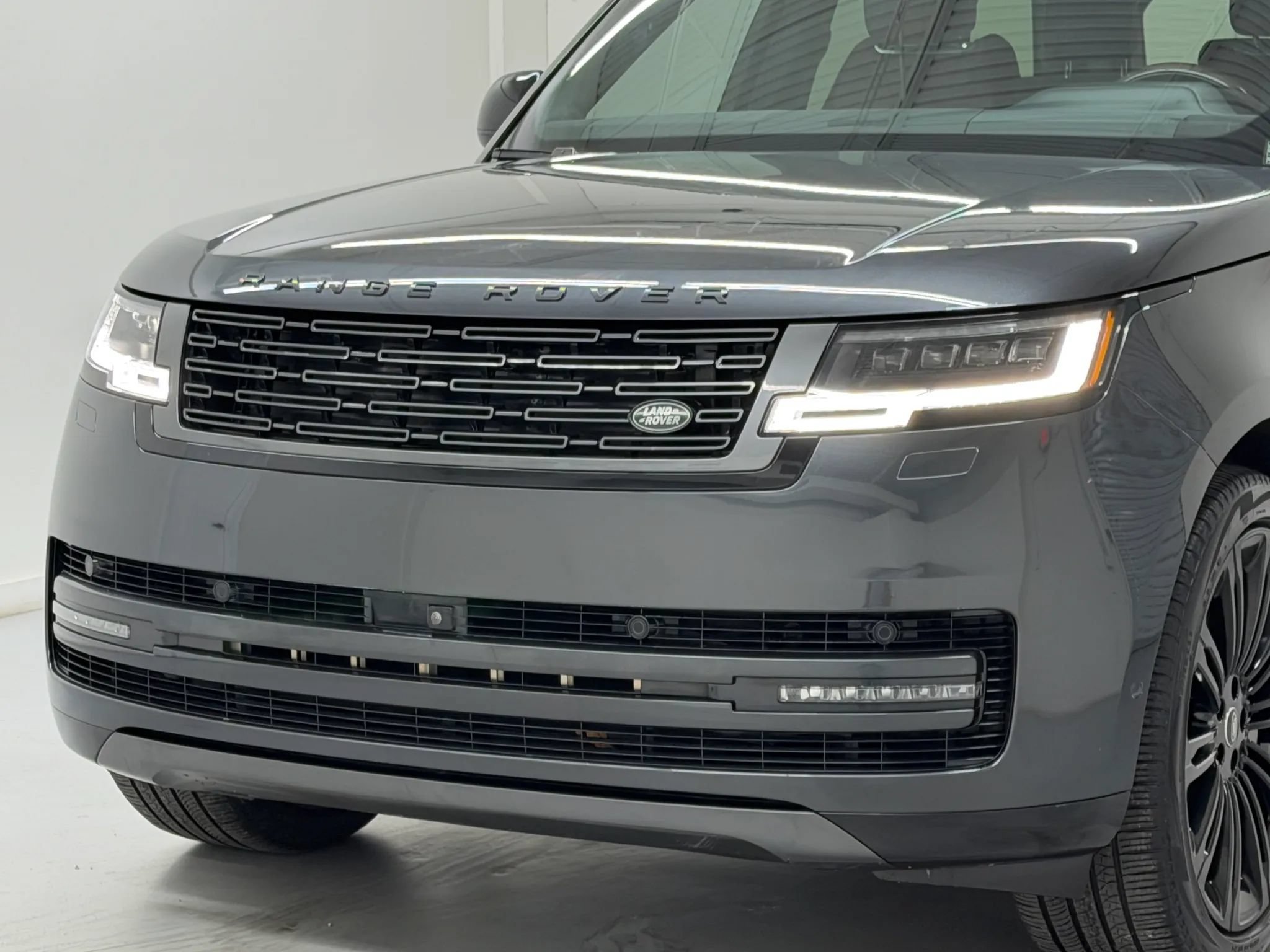 Used 2024 Land Rover Range Rover SE AWD/4WD image 95
