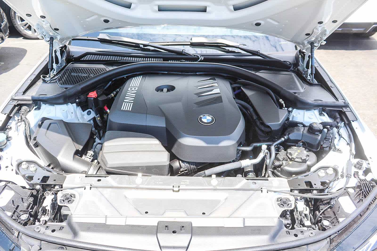 New 2026 BMW 330i Sedan w/ M Sport Package RWD image 36
