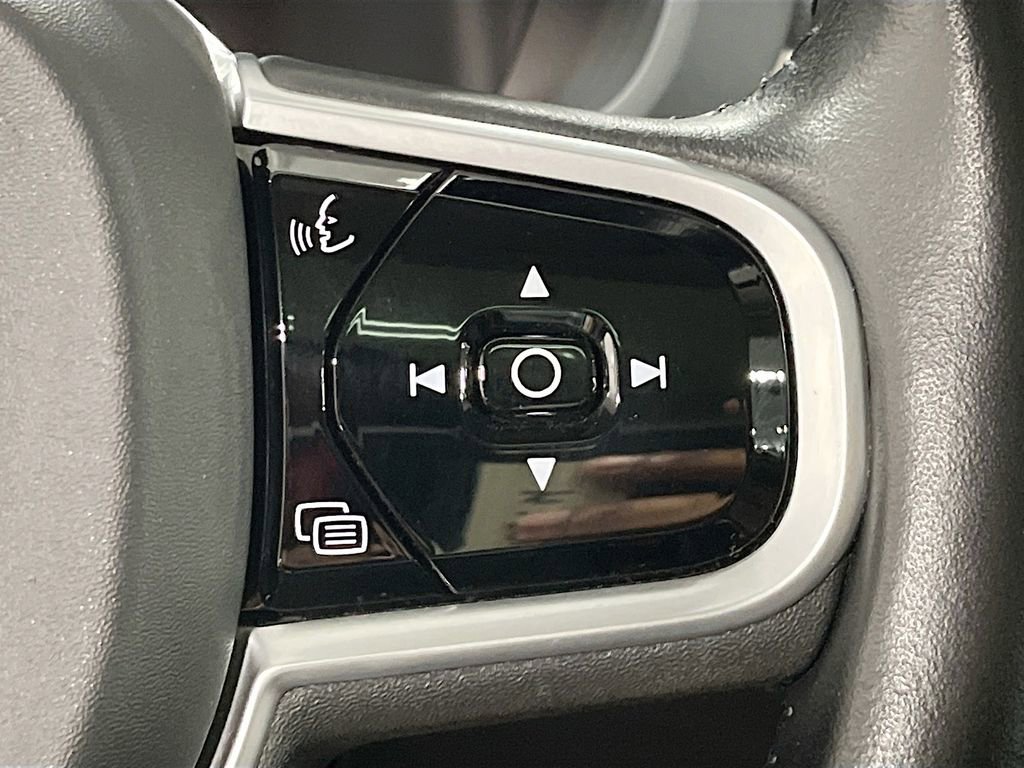 Used 2020 Volvo XC60 T6 Inscription w/ Protection Package Premier AWD/4WD image 20