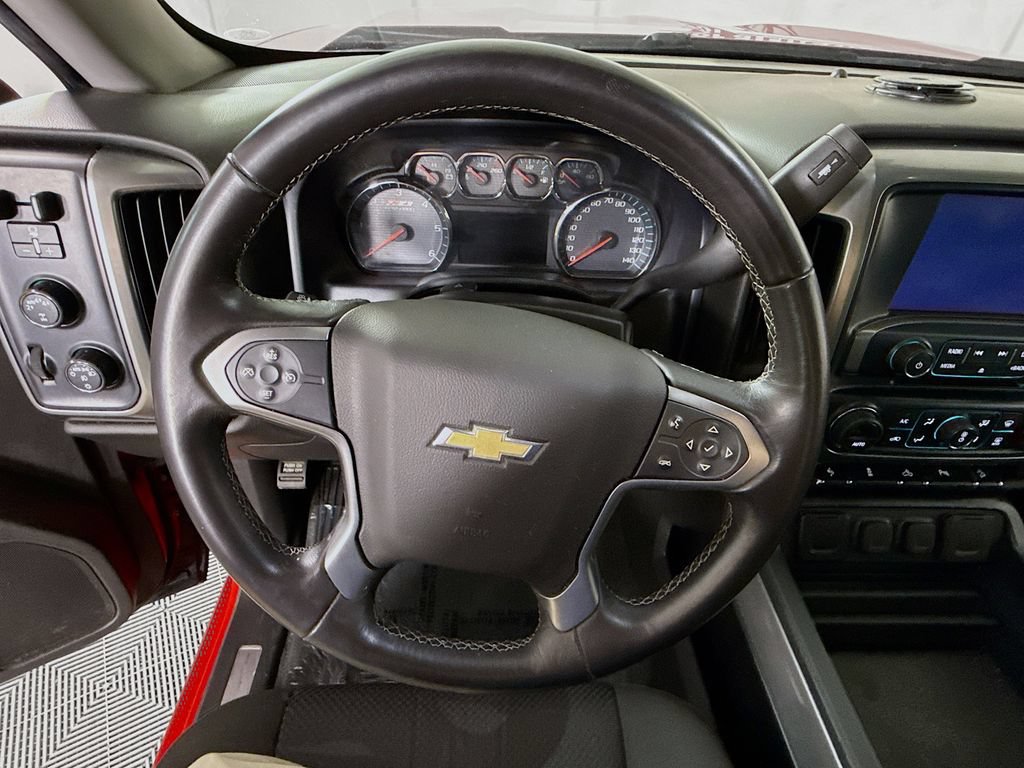 Used 2018 Chevrolet Silverado 1500 LT w/ All Star Edition AWD/4WD image 19