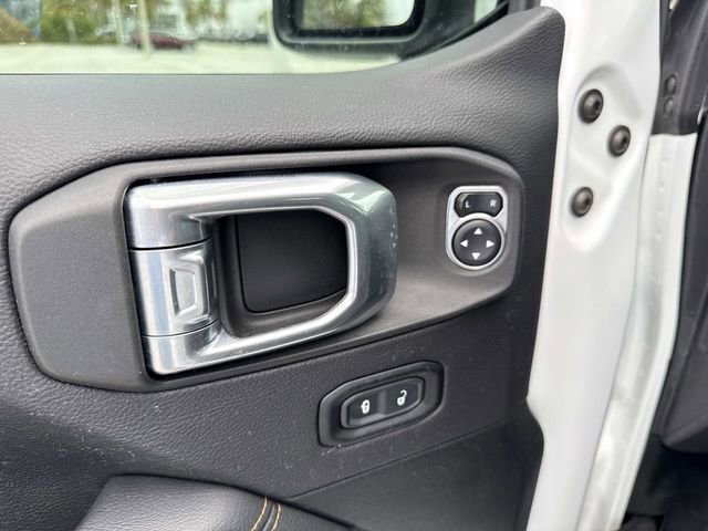 Used 2021 Jeep Gladiator Overland AWD/4WD image 18