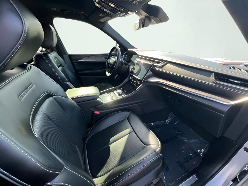 Used 2022 Jeep Grand Cherokee L Overland image 32