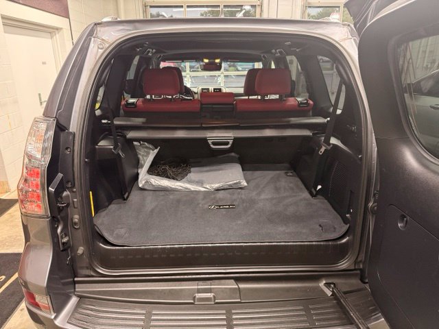 Used 2021 Lexus GX 460 Premium w/ Premium Package AWD/4WD image 21