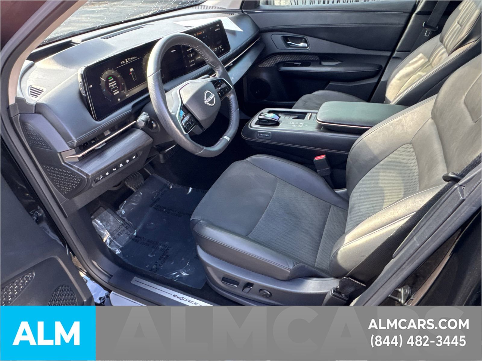 Used 2023 Nissan Ariya AWD image 10