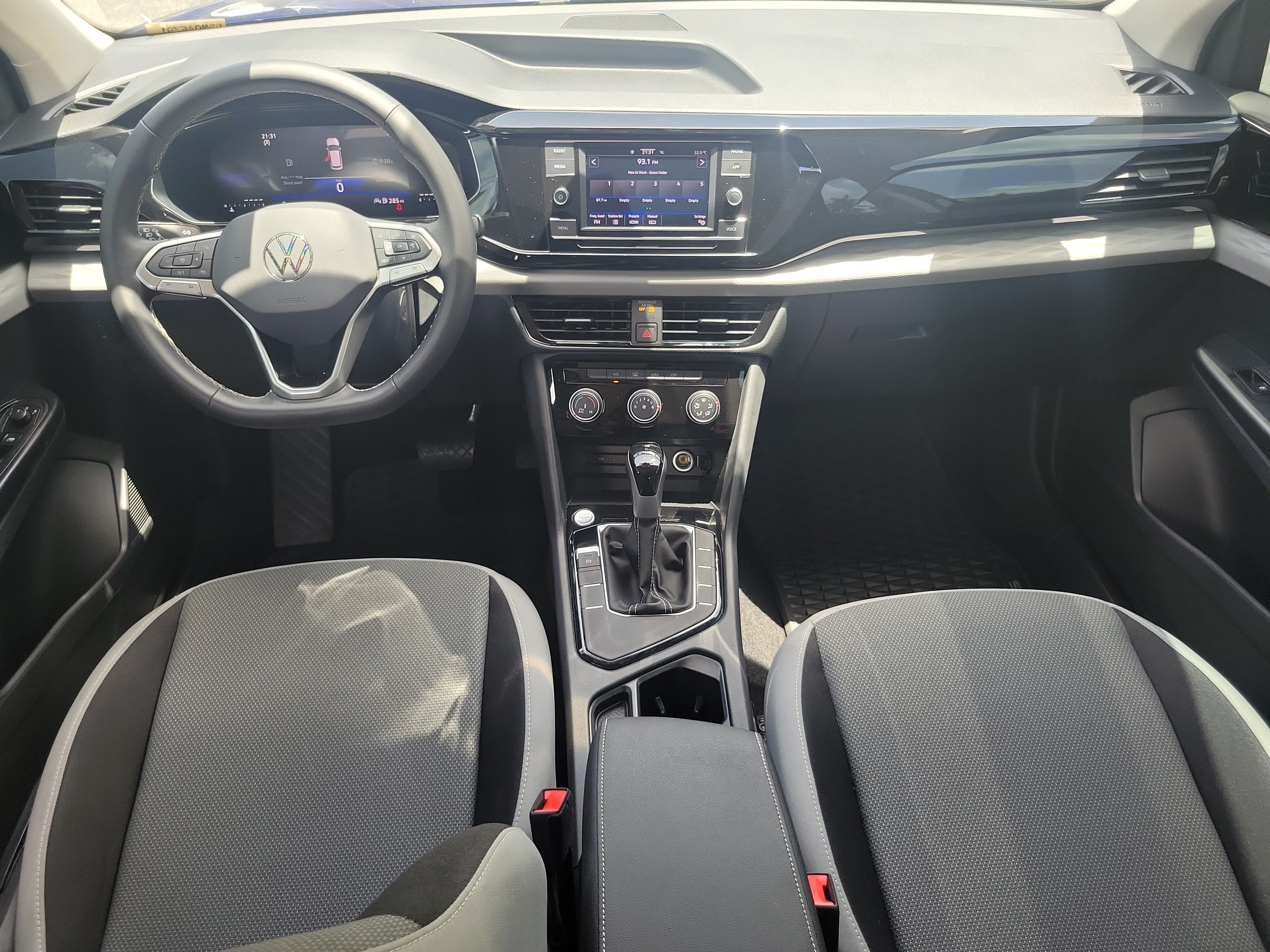 Certified 2024 Volkswagen Taos S FWD image 11