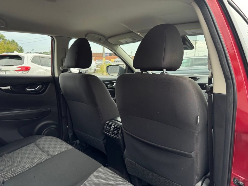Used 2022 Nissan Rogue Sport SV AWD/4WD image 15