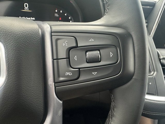 Used 2024 GMC Yukon SLT image 32